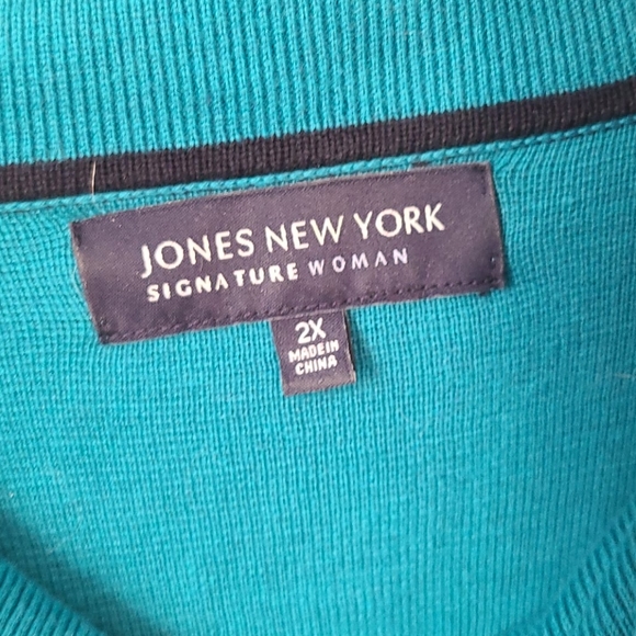 Jones New York Cowlneck - Picture 2 of 2